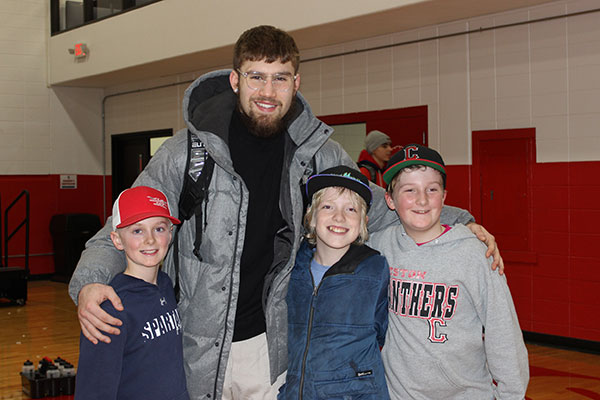 elementary schoolers with their Spartan pen pal